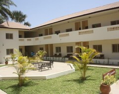Khách sạn Bamboo Village Resort (Serekunda, The Gambia)