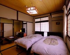 Oda ve Kahvaltı Mizuho Onsenso (Usa, Japonya)