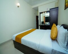 Hotel OYO 10069 Peter's Hill View Residency (Wayanad, India)