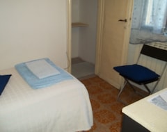 Hotel Holiday apartment with garden (Bologna, Italy)