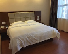 Hotelli Ge Lin Hao Tai Shang Wu Jiu Dian Hu Zhou Zhang Xing Kai Fa Dian (Huzhou, Kiina)