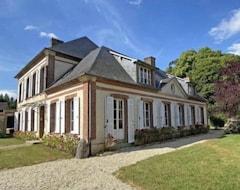 Casa/apartamento entero Maison De Famille Avec Piscine Et Tennis (La Ventrouze, Francia)