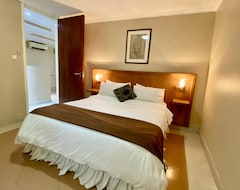 Khách sạn La Cour - Hotels (Lagos, Nigeria)