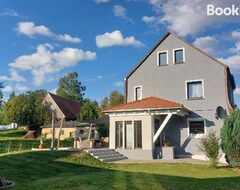 Toàn bộ căn nhà/căn hộ Haus Am Seidelberg (Dürrhennersdorf, Đức)