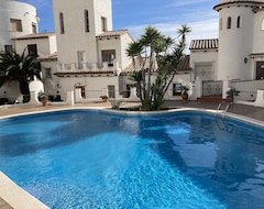 Casa/apartamento entero Cliff Edge, Seafront, Stylish Apartment Where Sun Streams In. (Sitges, España)