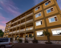 Hotel Karibu Bb Suites (Entebbe, Uganda)