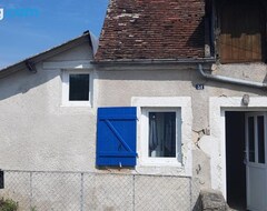 Cijela kuća/apartman Maisonette Proche Bourges 1 Piece (Mehun-sur-Yèvre, Francuska)