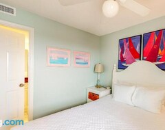 Khách sạn Pelican Beach Resort 307 (Destin, Hoa Kỳ)