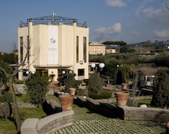 Khách sạn Excel Hotel Roma Ciampino (Marino, Ý)