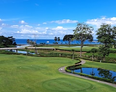 Toàn bộ căn nhà/căn hộ Spacious Condo With Panoramic Ocean And Golf Views (Herradura, Costa Rica)