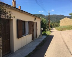 Cijela kuća/apartman Charming Cottage In A Typical Corsican Village Near Sea (Monacia-d'Aullène, Francuska)