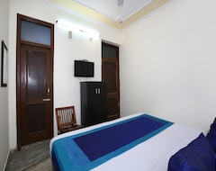 OYO 9661 Hotel Queenland 45 (Chandigarh, Hindistan)