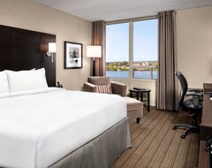 Delta Hotels by Marriott Sault Ste. Marie Waterfront (Sault Ste. Marie, Canada)