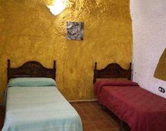Hotel Cuevas Abuelo Ventura (Guadix, İspanya)