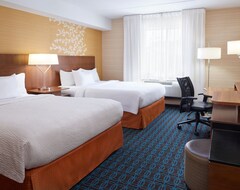 Hotel Fairfield Inn & Suites by Marriott Barrie (Barrie, Canadá)