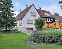 Koko talo/asunto Holiday House - House Walnut - (Winterlingen, Saksa)