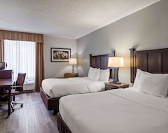 Khách sạn Best Western Paramus Hotel & Suites (Paramus, Hoa Kỳ)