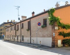 Koko talo/asunto San Mamolo Apartment By Studio Vita (Bologna, Italia)