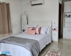 Entire House / Apartment Casa De Praia Frente Pro Mar Marataizes (Marataízes, Brazil)