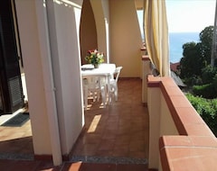 Tüm Ev/Apart Daire Appartamento Con Terrazza Vista Mare A Due Minuti Dalla Spiaggia (iun P5515) (Arbus, İtalya)