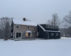 Hele huset/lejligheden Picturesque Vt Farmhouse On 12 Acres, Near 4 Major Ski Areas And Vsf Horse Show (Chester, USA)