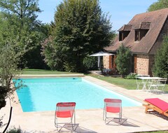 Toàn bộ căn nhà/căn hộ Beautiful PÉrigord House With Private Heated Pool And Countryside Views (Boisseuilh, Pháp)