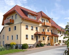 Khách sạn Ferienwohnung Lavendel, 65qm, 2 Schlafzimmer, Max. 4 Personen_barrierefrei (Freiamt, Đức)