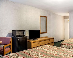 Khách sạn Rodeway Inn Moosic - Scranton (Scranton, Hoa Kỳ)