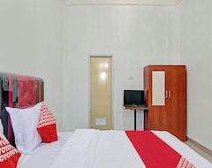 Khách sạn Oyo 92800 Lestari Baru Syariah (Kampar, Indonesia)