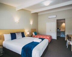 Six Degrees Motel (Albany, Australia)