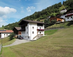 Toàn bộ căn nhà/căn hộ Apartment Haus Alpenherz In Prutz - 4 Persons, 2 Bedrooms (Fendels, Áo)