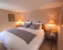 Cijela kuća/apartman Arc En Ciel Des Milandes - Fabulous Two Bedroomed, Two Bathroom Cottage (Castelnaud-la-Chapelle, Francuska)