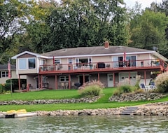 Toàn bộ căn nhà/căn hộ Beautiful Michigan Lakefront Paradise (Jerome, Hoa Kỳ)