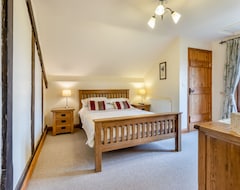 Cijela kuća/apartman Derw Lodge - Two Bedroom Cottage, Sleeps 4 (Llanidloes, Ujedinjeno Kraljevstvo)