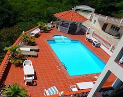 Carriacou Grand View Hotel (Hillsborough, Grenada)