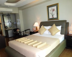 Hotel Silver Oaks Suite (Manila, Filipinler)