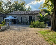 Cijela kuća/apartman Maison De Campagne De Charme Avec Piscine En Dordogne 12/14pers (Boisse, Francuska)