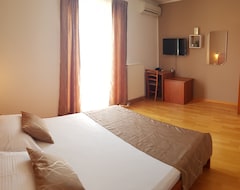 Hotel Pansion Comfort Bok (Novalja, Croatia)