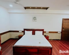 Hotel Tirth by Sonu's (Ujjain, Indien)