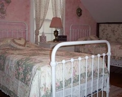 Bed & Breakfast Tumble Inn (Schroon Lake, Hoa Kỳ)