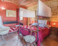 Toàn bộ căn nhà/căn hộ 4 Bedroom Accommodation In Altavilla Monferrato (Altavilla Monferrato, Ý)