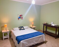 Hotel Surfside Suites (Peruíbe, Brasilien)