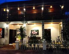 Khách sạn Lotus Corner Vegan And Plant-based B&b (Luang Prabang, Lào)