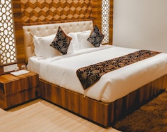 Hotel The Orlov (Panipat, Indija)