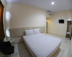 Hotelli Daya (Makassar, Indonesia)