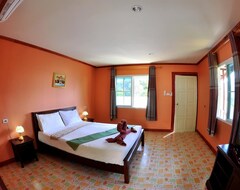 Hotel Phi Phi Sand Seaview Resort (Koh Phi Phi, Tailandia)