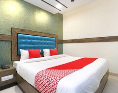 OYO 27972 Hotel Pakeeza (Zirakpur, Indija)