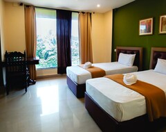 Khách sạn Seasons Hotel & Spa (Margao, Ấn Độ)