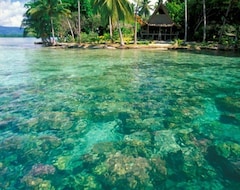 Hotel Uepi Island Resort (Honiara, Solomon Islands)