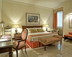 Khách sạn Hotel City Seasons Suites Dubai (Dubai, Các tiểu vương quốc Ả Rập Thống Nhất)